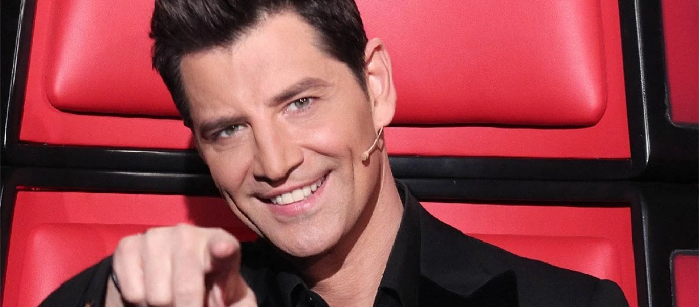 The Voice: Η καλλονή μπαρμπέρισα που μπέρδεψε τον Σάκη Ρουβά - «Νόμιζα ότι θες κάποιον να πλακώσεις...» (βίντεο)
